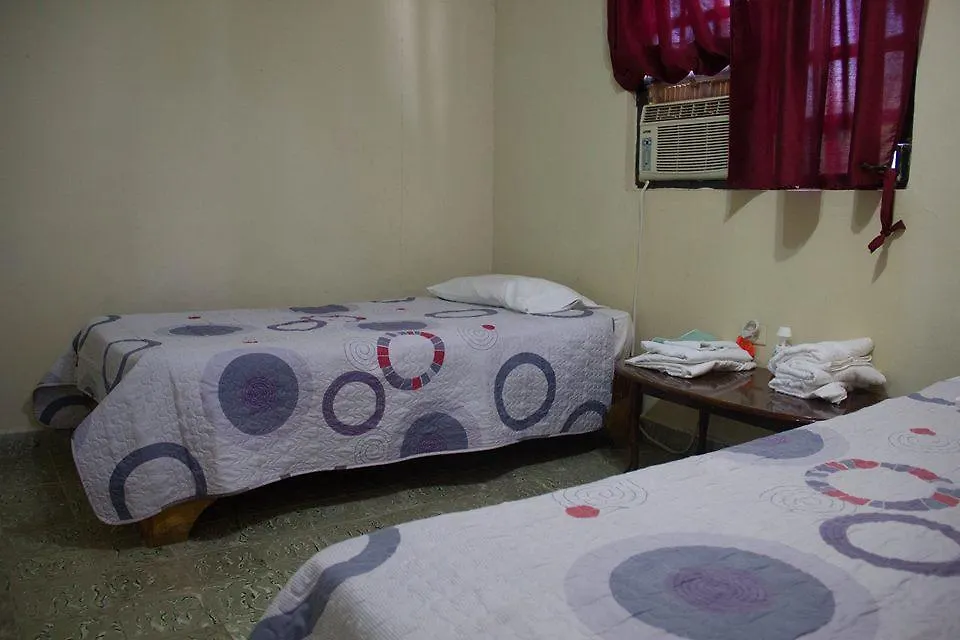 Cavernas Guest House Quebrada